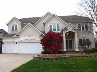 2956 Beth Ln, Naperville, IL 60564