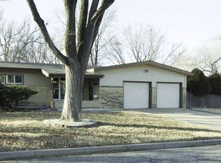 1001 S Rosalie Ave, Wichita, KS 67207