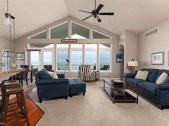 4th image of 1563 Villa Grande Dr