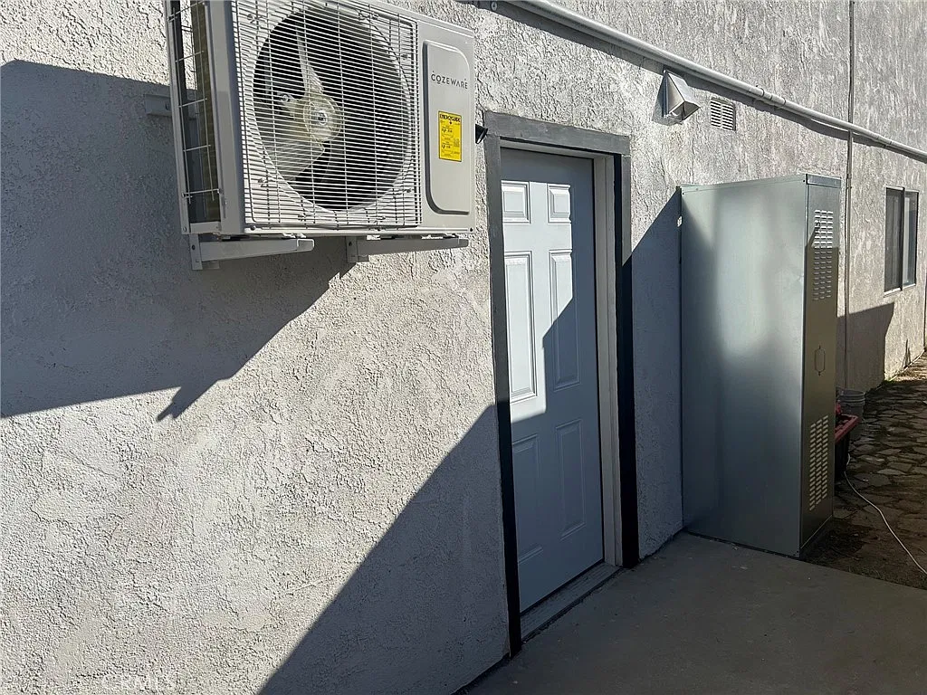 1 bed, 390 sqft, $1,800 — Photo 2