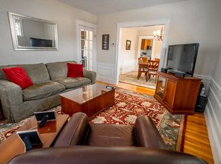 21 Bradwood St FLOOR 2, Roslindale, MA 02131