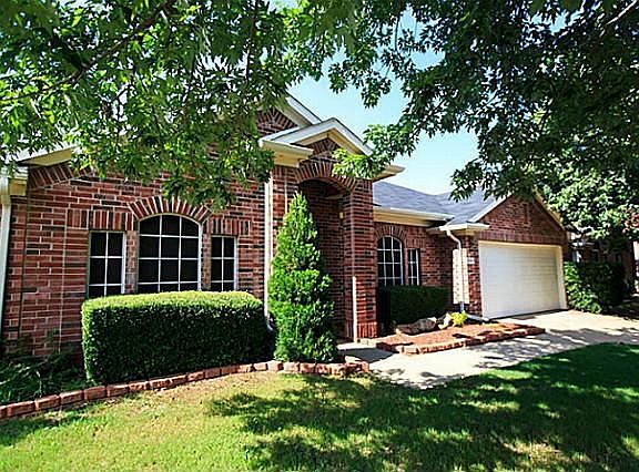 4th image of 1707 Redwood Dr