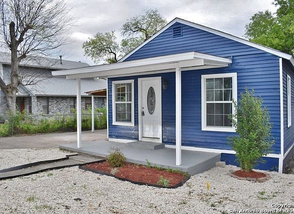 3rd image of 2504 Arbor Pl