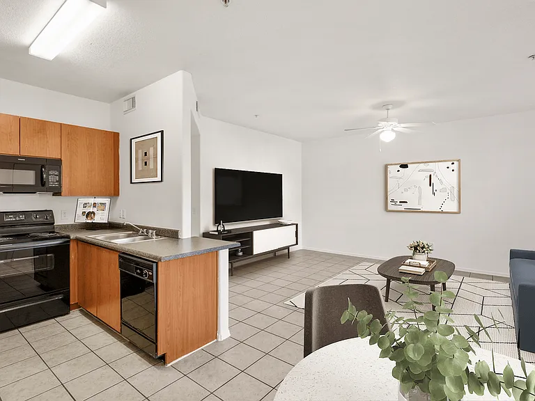 San Fernando Apartments — Photo 12