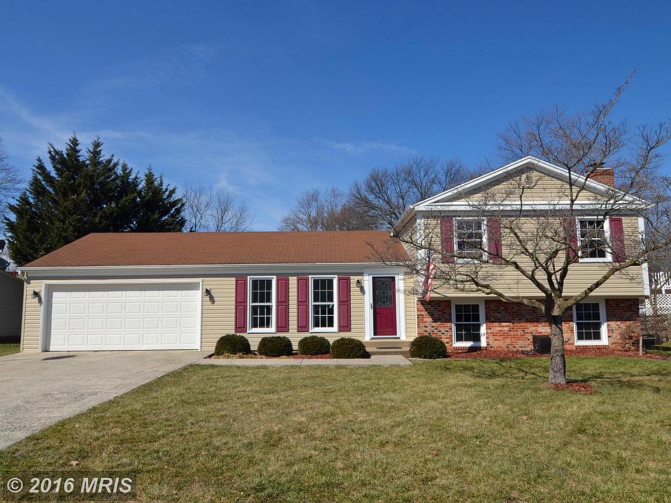 1st image of 2616 Bastian Ln