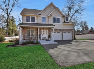 26 Germonds Rd, New City, NY 10956