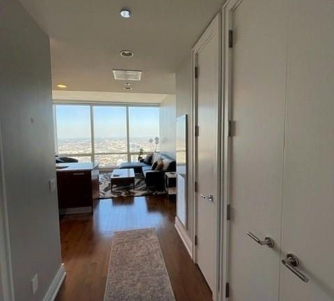 4th image of 401 N Wabash Ave Unit 58B