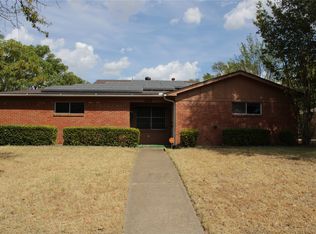 212 N Long Acre Ln, Dallas, TX 75217