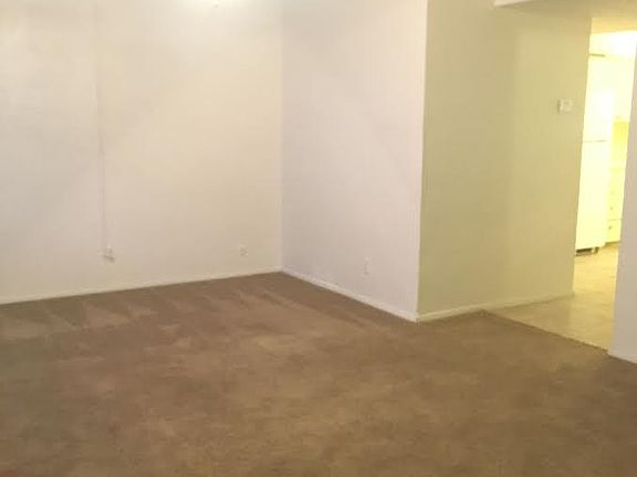 5th image of 5823 Edmond Ave #5823