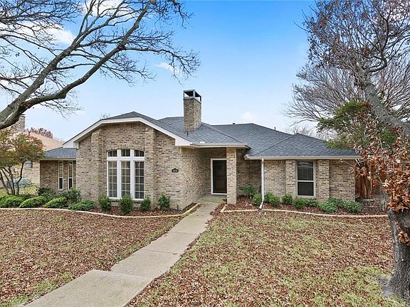 3rd image of 3908 Bandera Dr