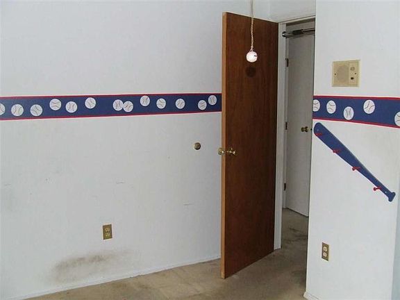 5th image of 5954 Norwell Dr
