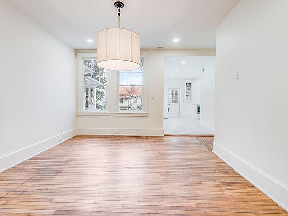 2nd image of 16 E 37th St #18