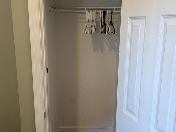 4th image of 107 Apsley St Floor 1