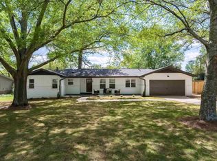 2108 Pine Crest Dr, Vestavia Hills, AL 35216