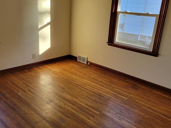 5th image of 1254 Farrington St
