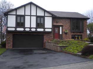 297 Rainbow Dr, Clairton, PA 15025