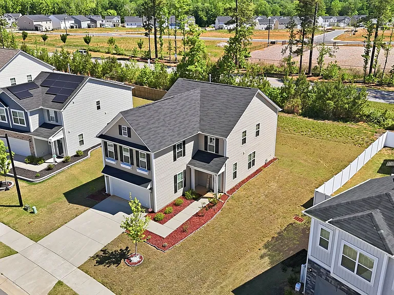 450 Hawksbill Dr — Photo 36