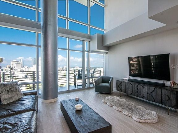 5th image of 1120 E Kennedy Blvd Unit 1415