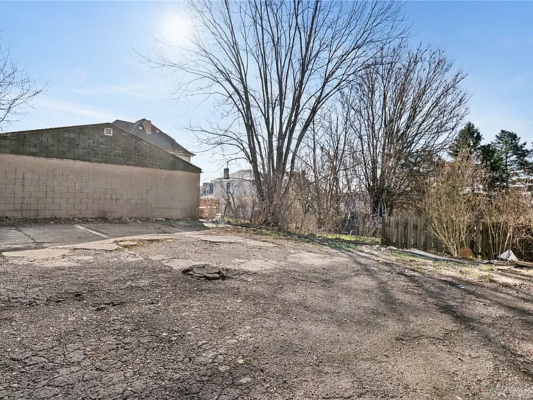 1508 Rockland Ave #2 — Photo 16