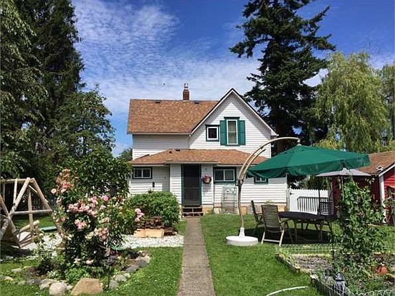 2nd image of 585 Boblett St