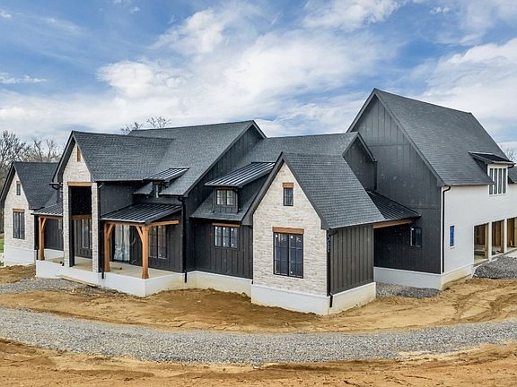 3rd image of 2388 Darks Mill Rd