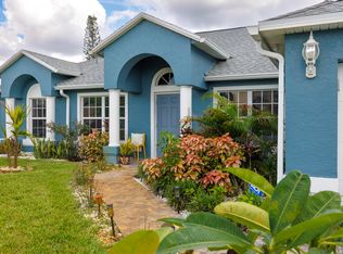4239 SW Callicoe St, Port Saint Lucie, FL 34953