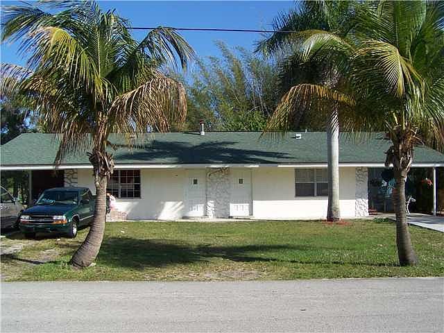 1st image of 2657 SE Normand St