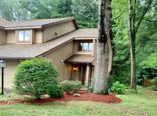 4058 Georgetown Sq, Schenectady, NY 12303