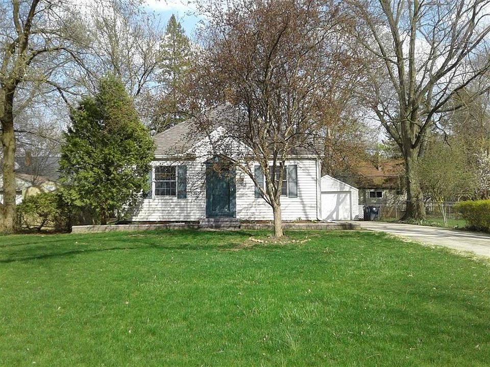 1st image of 2563 Parkwood Ave