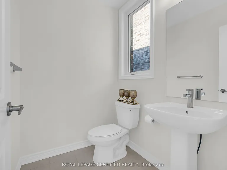 45 Folcroft St — Photo 36
