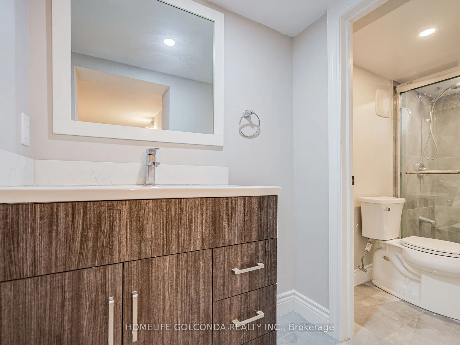 3 bed, $2,500 — Photo 2