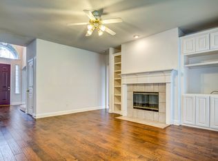 2304 Greenview Dr, Carrollton, TX 75010