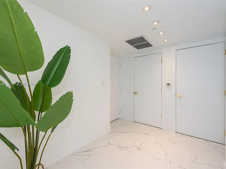 500 Brickell Ave #3802 — Photo 20