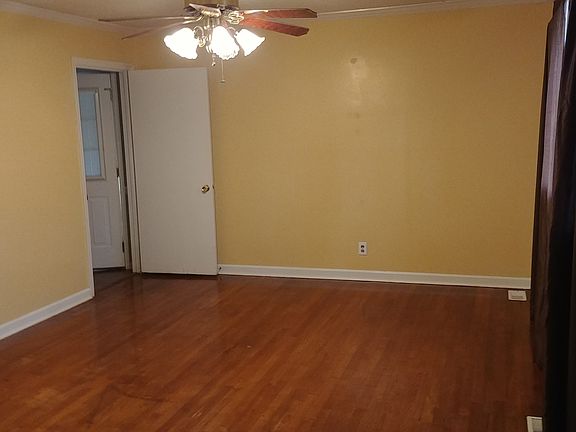 5th image of 203 Virginia Ave