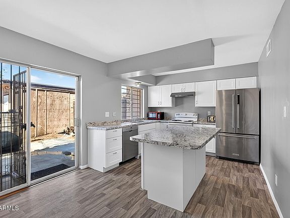 3rd image of 4625 W Thomas Rd Unit 34