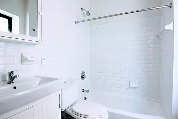 Rented by GPA Realty | media 27