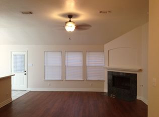 280 W Windsor Dr, Denton, TX 76207