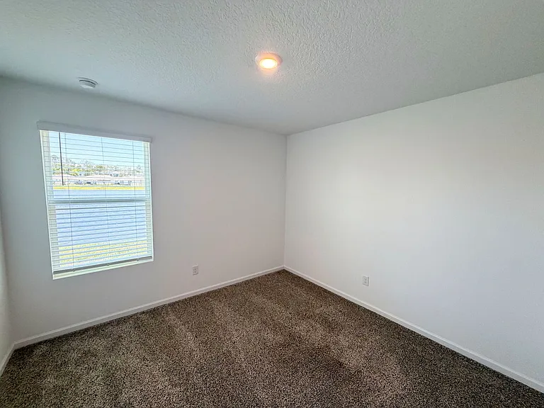 462 Ardila Cir — Photo 14