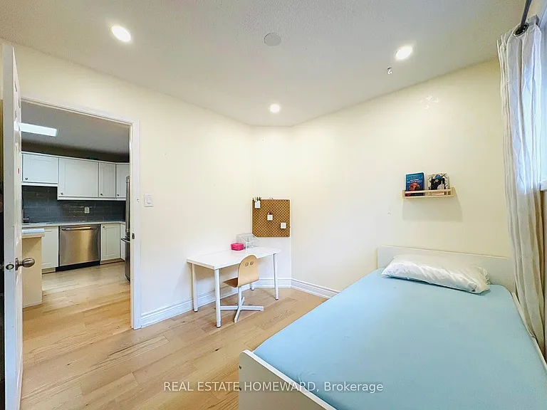 119 Ribblesdale Dr — Photo 13