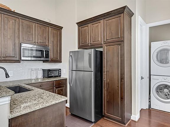 2nd image of 3421 Maple Harvest Ln