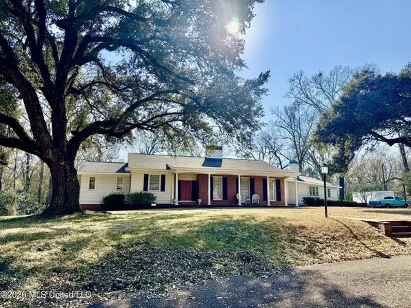 116 Gloucester Rd, Natchez, MS 39120
