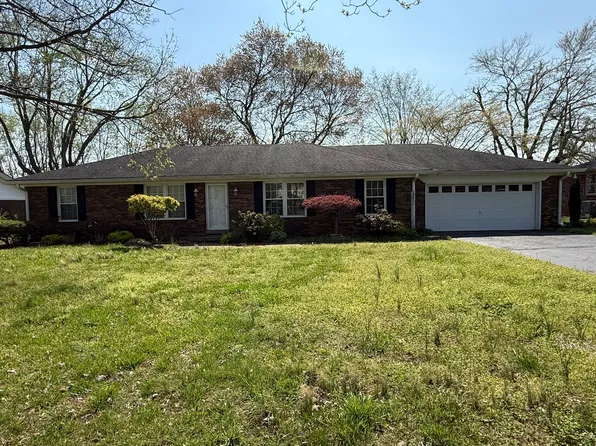 1616 Kenilwood Way, Bowling Green, KY 42104