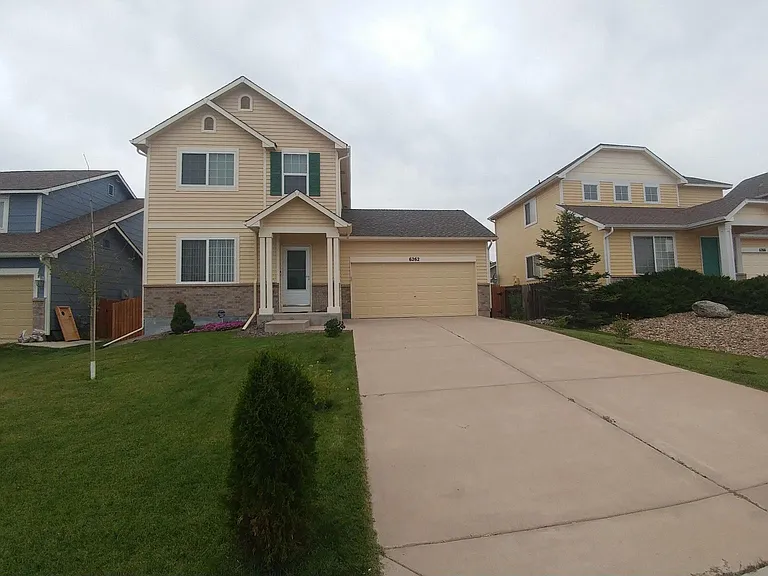 6262 Poudre Way — Photo 2