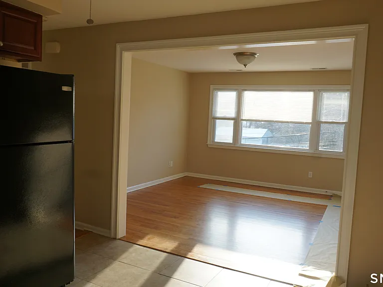28-30 Sampson St #4 — Photo 9