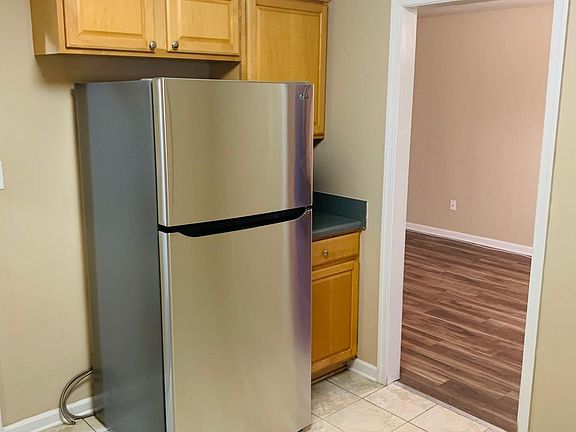 5th image of 4728 Casper Dr NE
