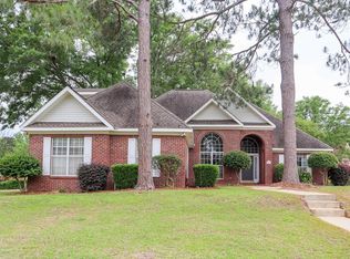 300 Fox Valley Dr, Dothan, AL 36305
