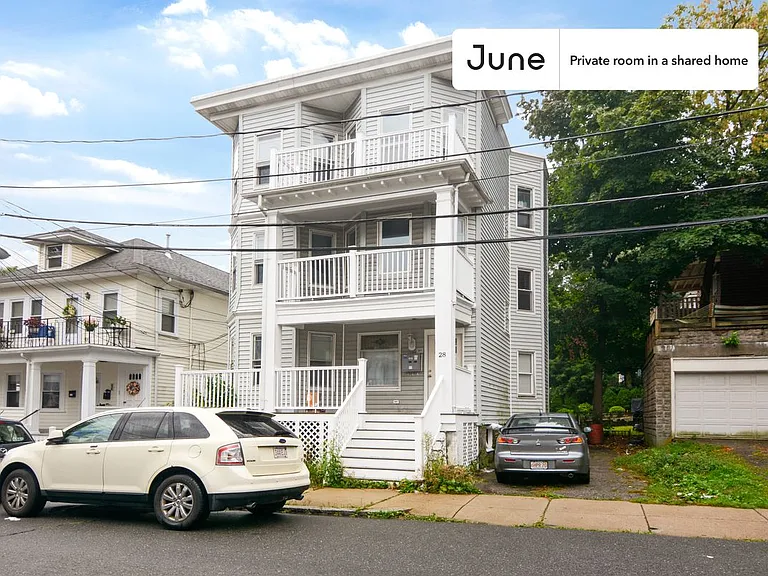 28 Hunnewell Ave #B — Photo 13
