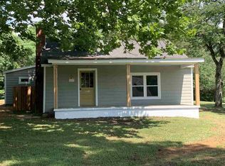 681 Parkburg Rd, Pinson, TN 38366
