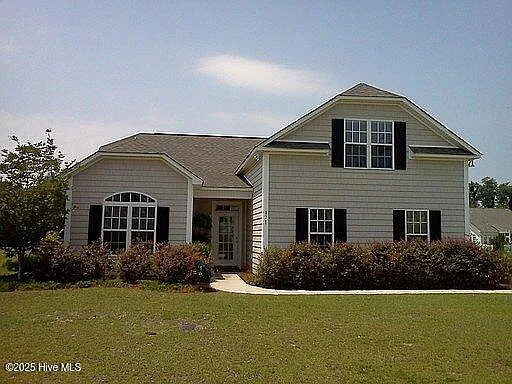 121 Mulberry Cir — Photo 1