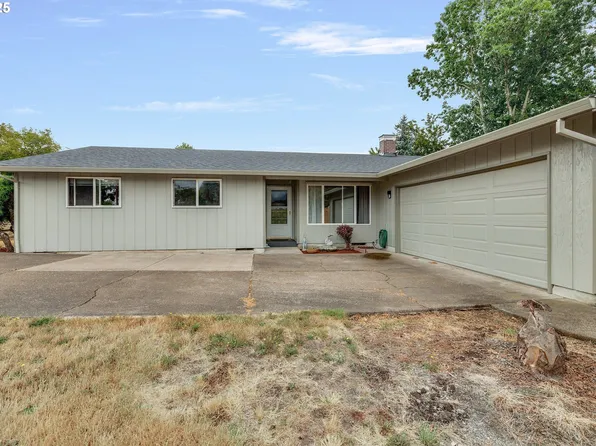 210 Forest Pl, Forest Grove, OR 97116